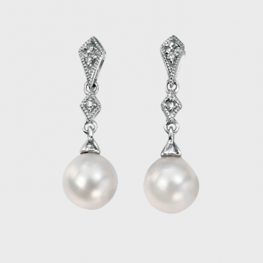Valentine's day gift guide freshwater pearl and diamond earrings white gold
